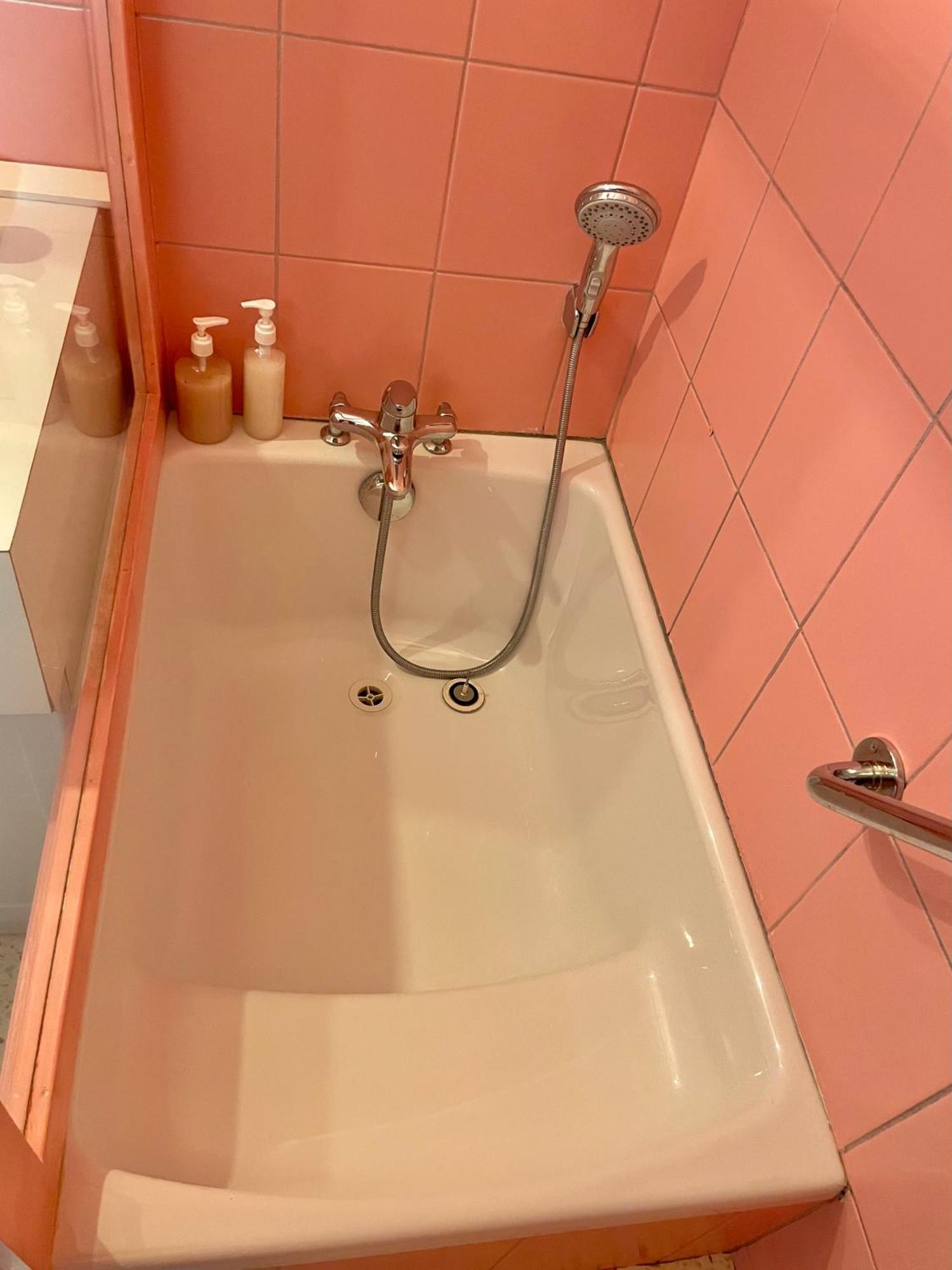 La Bonbonniere Centre Ville - Thermes - Netflix Mont-Dore Luaran gambar