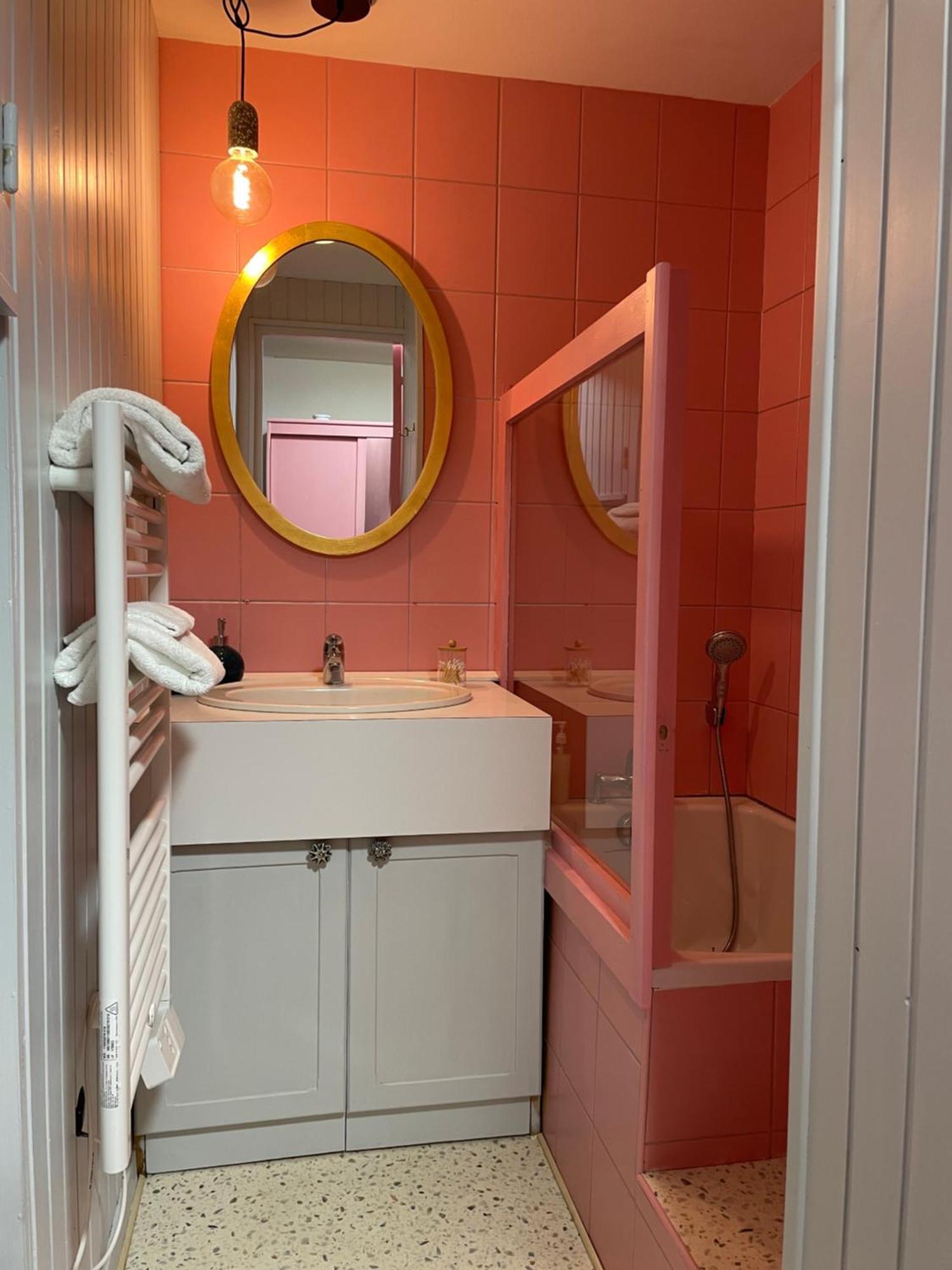 La Bonbonniere Centre Ville - Thermes - Netflix Mont-Dore Luaran gambar